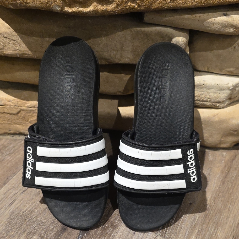 Adidas- Boy's Or Girl's Black and White Striped Slides - Size: 3 Youth